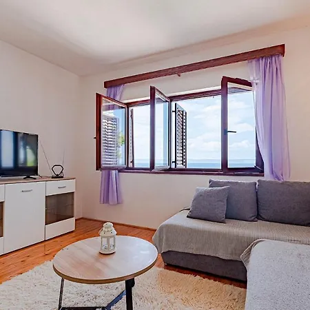 Pipin - Prigradica, Kod Caffe Tempera Apartament *