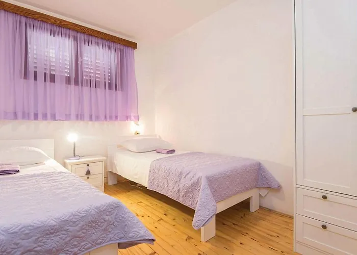 Apartamento Pipin - Prigradica, Kod Caffe Tempera