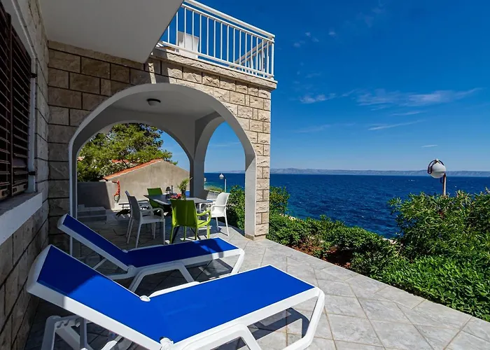 Pipin - Prigradica, Kod Caffe Tempera