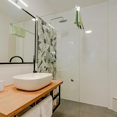 Apartment Pipin - Prigradica, Kod Caffe Tempera *