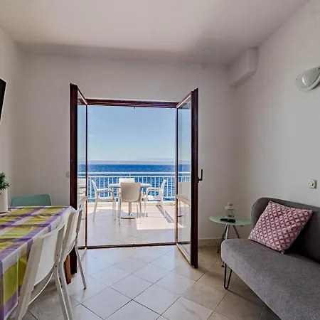 Apartment Pipin - Prigradica, Kod Caffe Tempera *